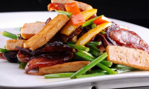 臘肉這么吃，香到不行